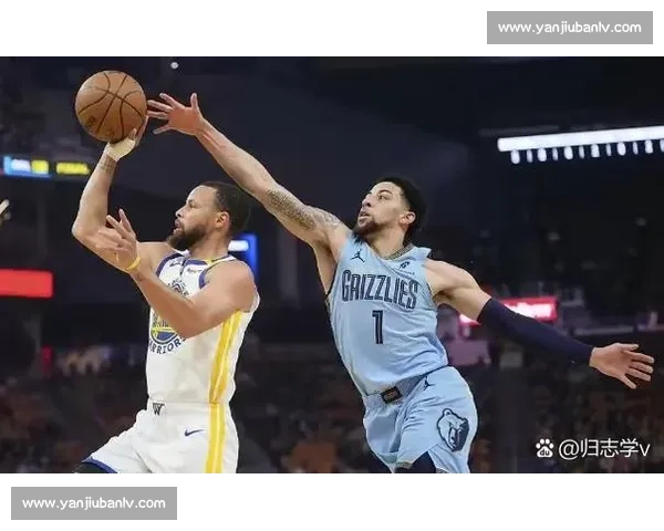 总决赛第四战骑士对勇士巅峰对决谁将改写王朝格局全世界瞩目之夜